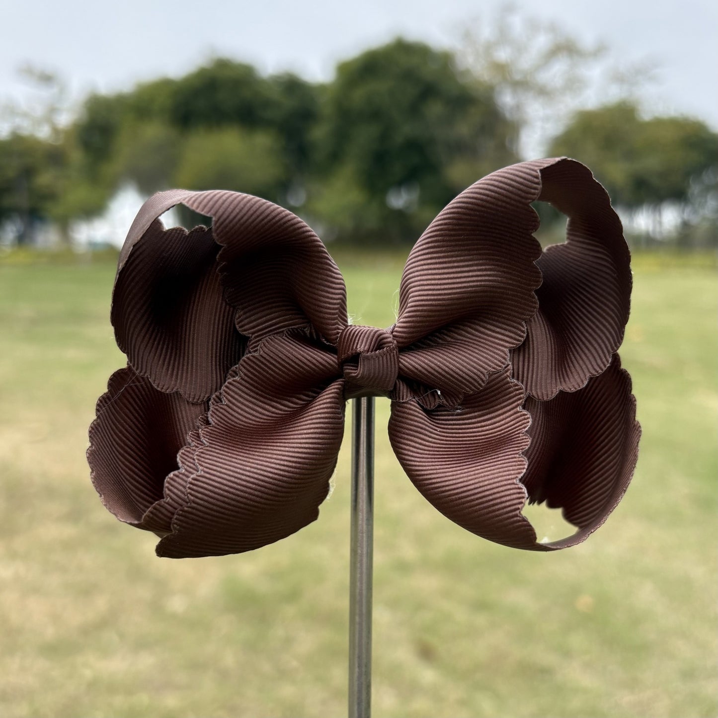 4 IN Brown Scalloped Hair Bows