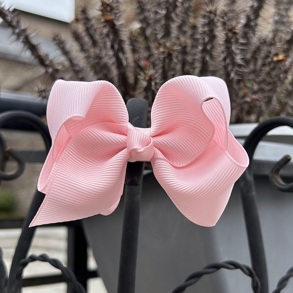 3 inch light pink hair bow