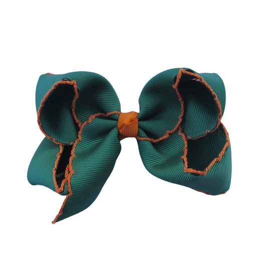 4 IN Forest Green w/Dandelion stitching Moonstitch Hair Bows on a double prong alligator with Plain center Wrap