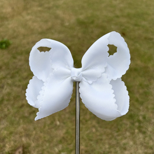 4 IN White Scalloped Hair Bows