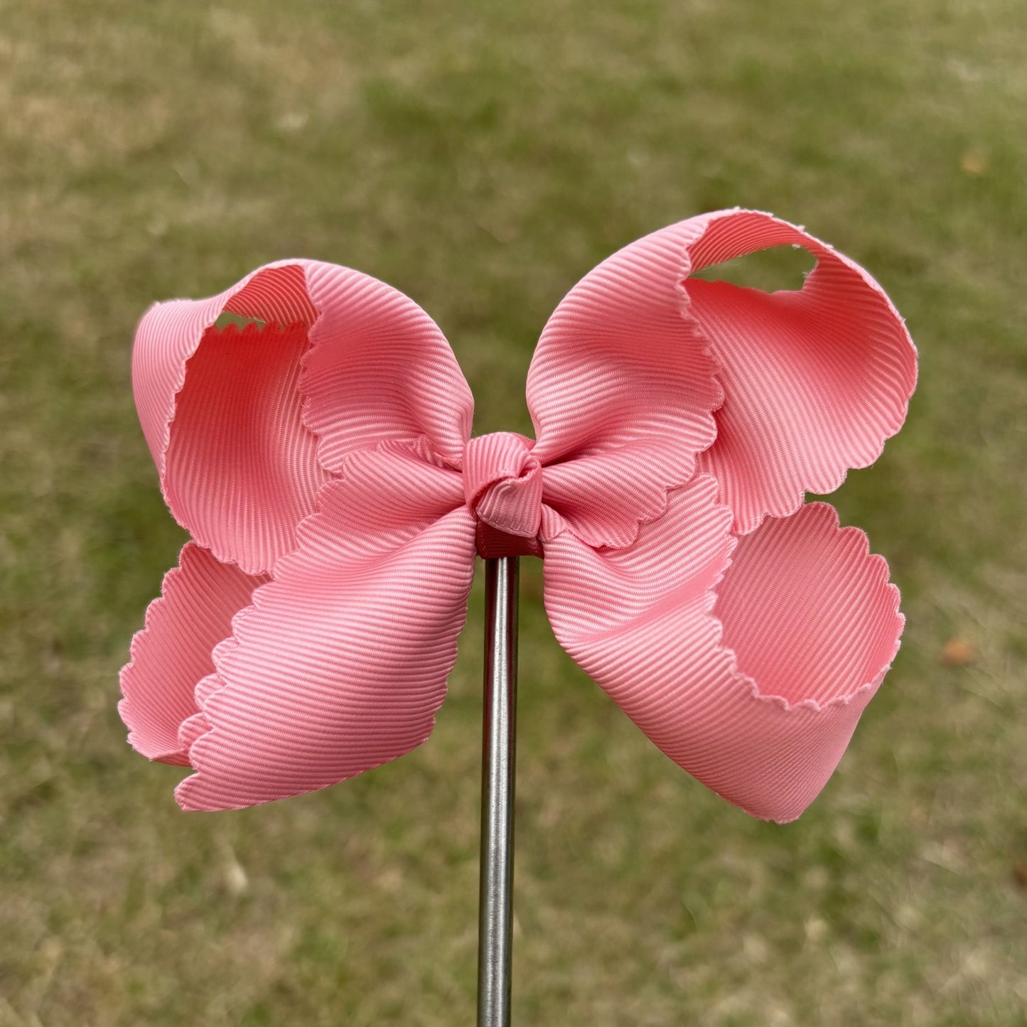 4 IN Pink Scalloped Hair Bows