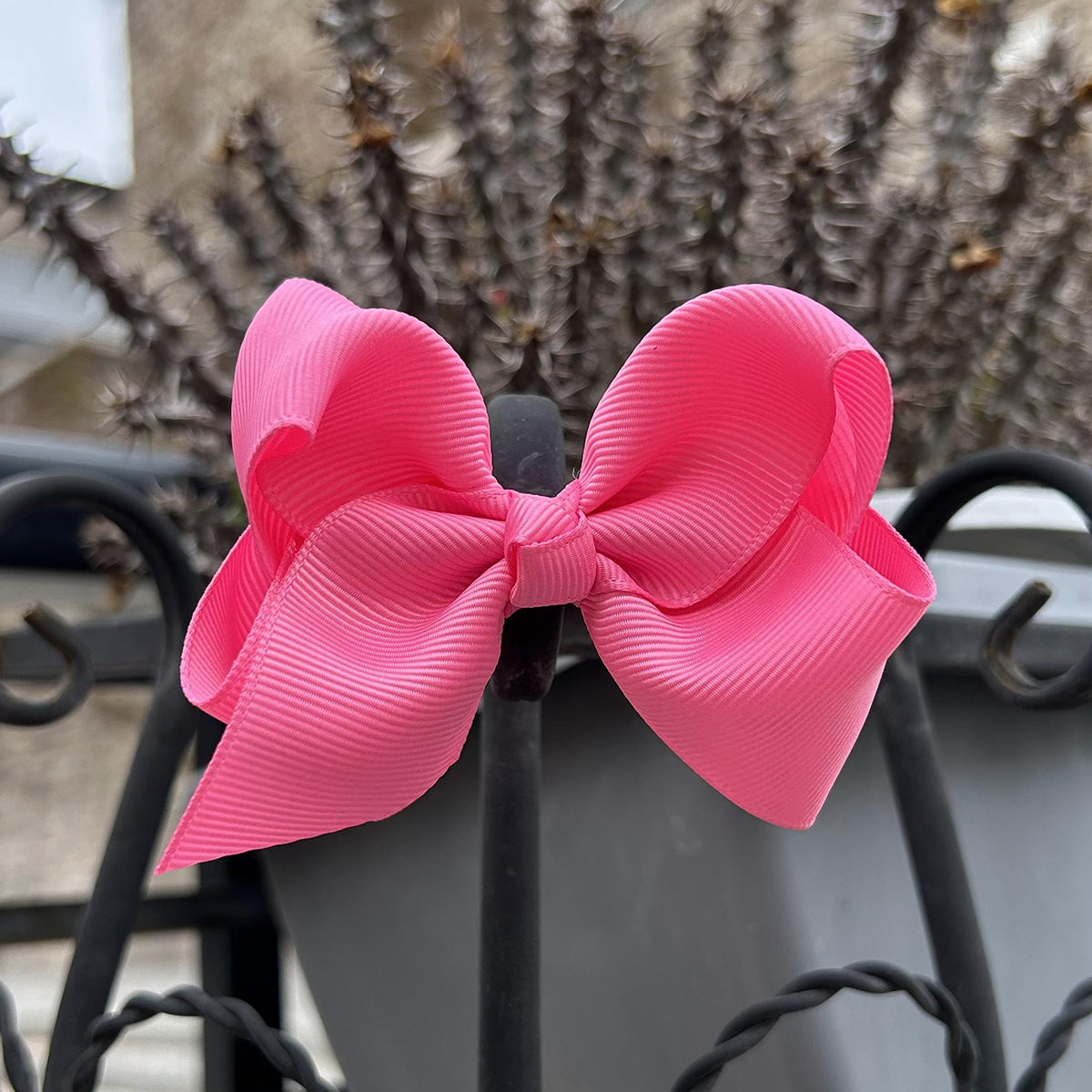 3 inch hot pink hair bow